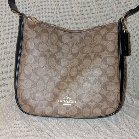 Coach - Ellie File Bag - In Signature Canvas - Picture 10 of 11